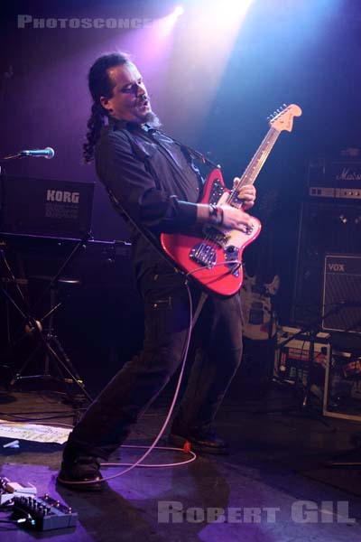 OBJECT - 2009-11-17 - PARIS - La Maroquinerie - 